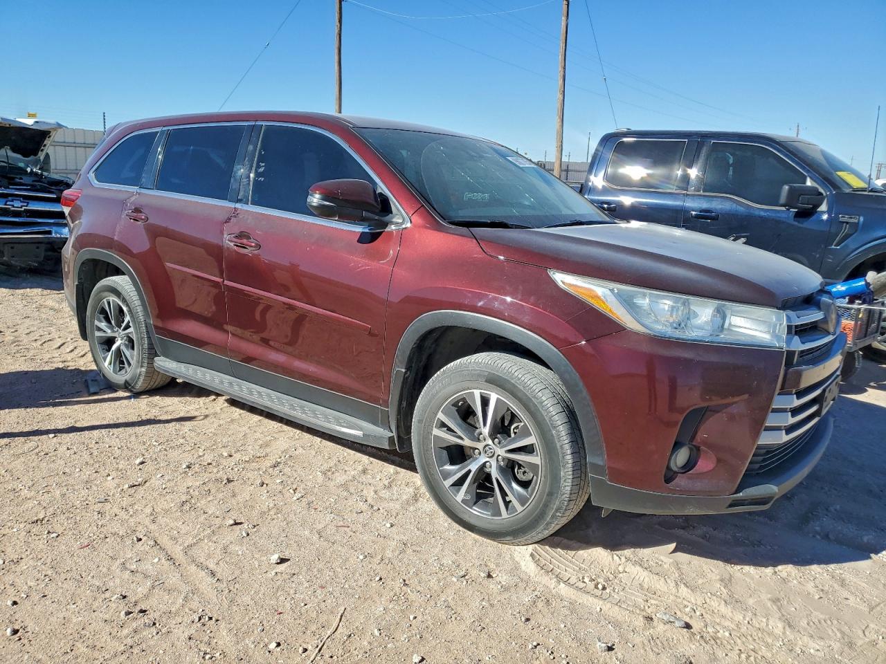 2019 TOYOTA HIGHLANDER photo 10