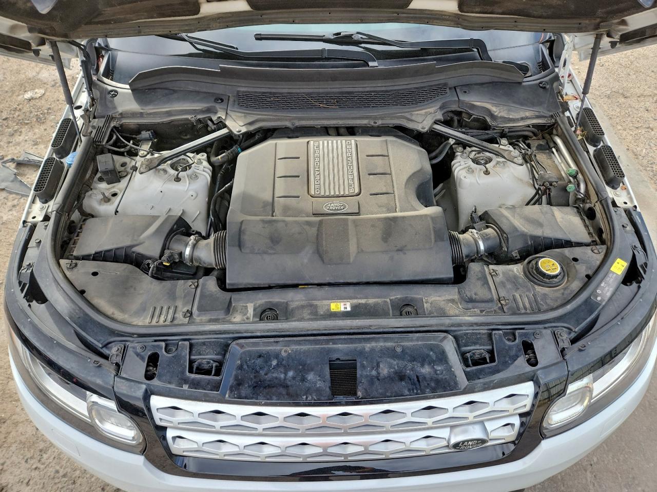 2015 LAND ROVER RANGE ROVER SPORT HSE photo 12