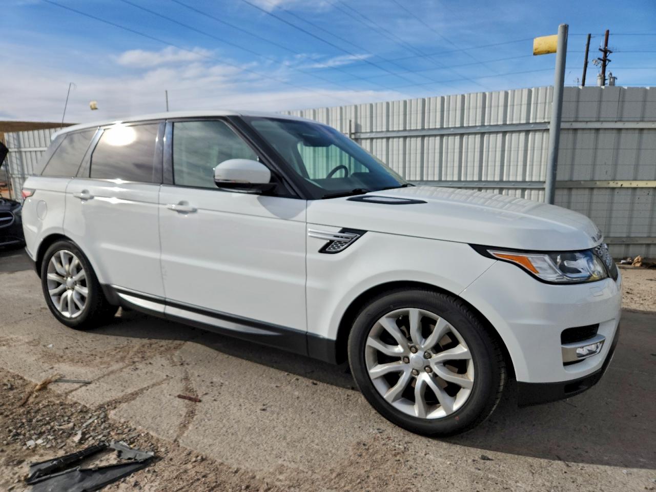 2015 LAND ROVER RANGE ROVER SPORT HSE photo 4
