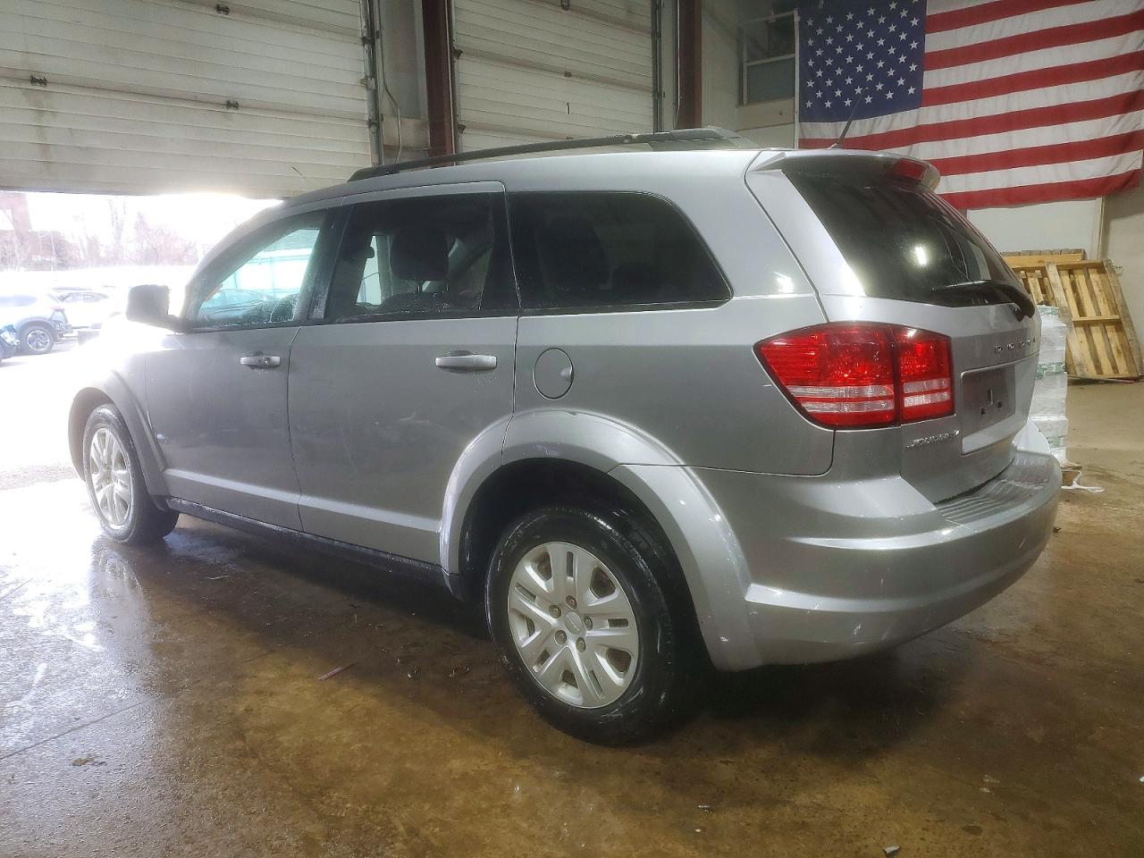 2018 DODGE JOURNEY SE photo 2