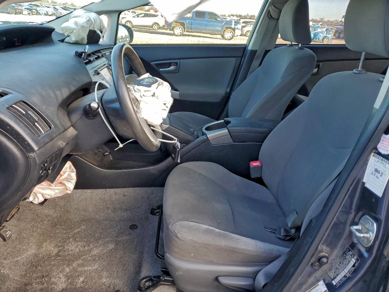 2013 TOYOTA PRIUS photo 13