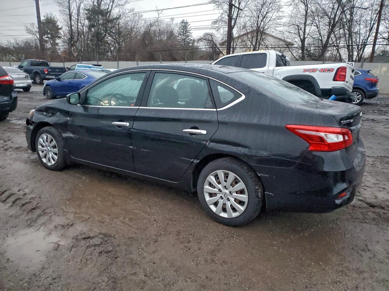 2017 NISSAN SENTRA S photo 3