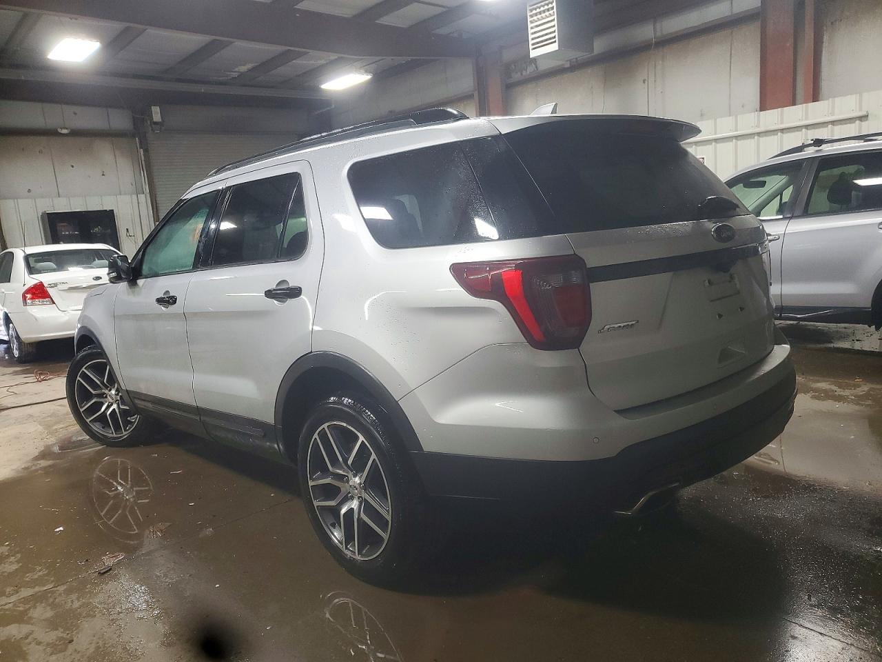 2016 FORD EXPLORER SPORT photo 2