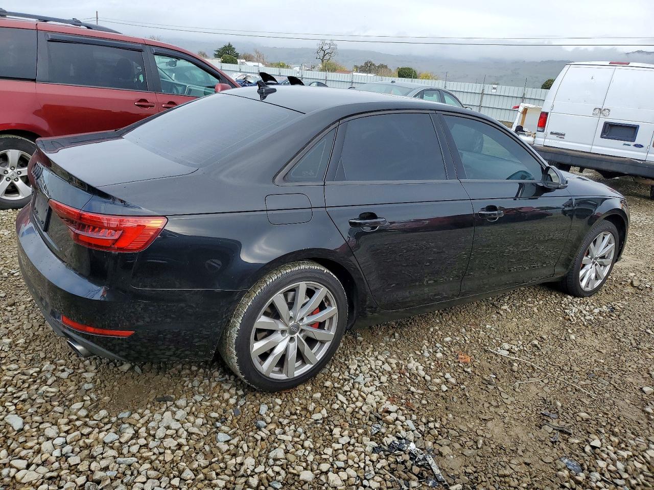 2017 AUDI A4 PREMIUM photo 3
