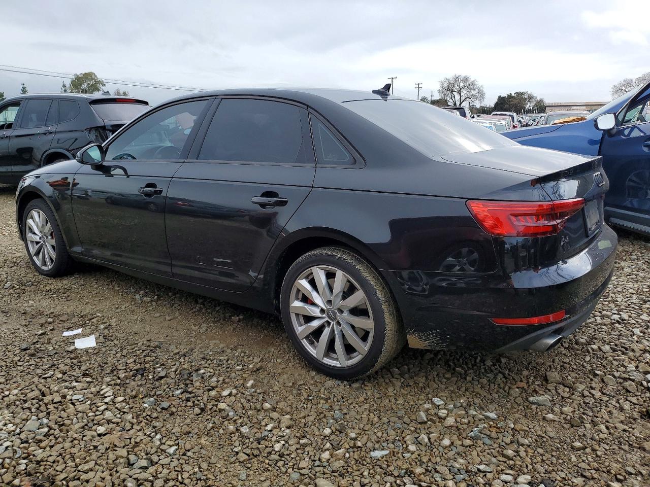 2017 AUDI A4 PREMIUM photo 2