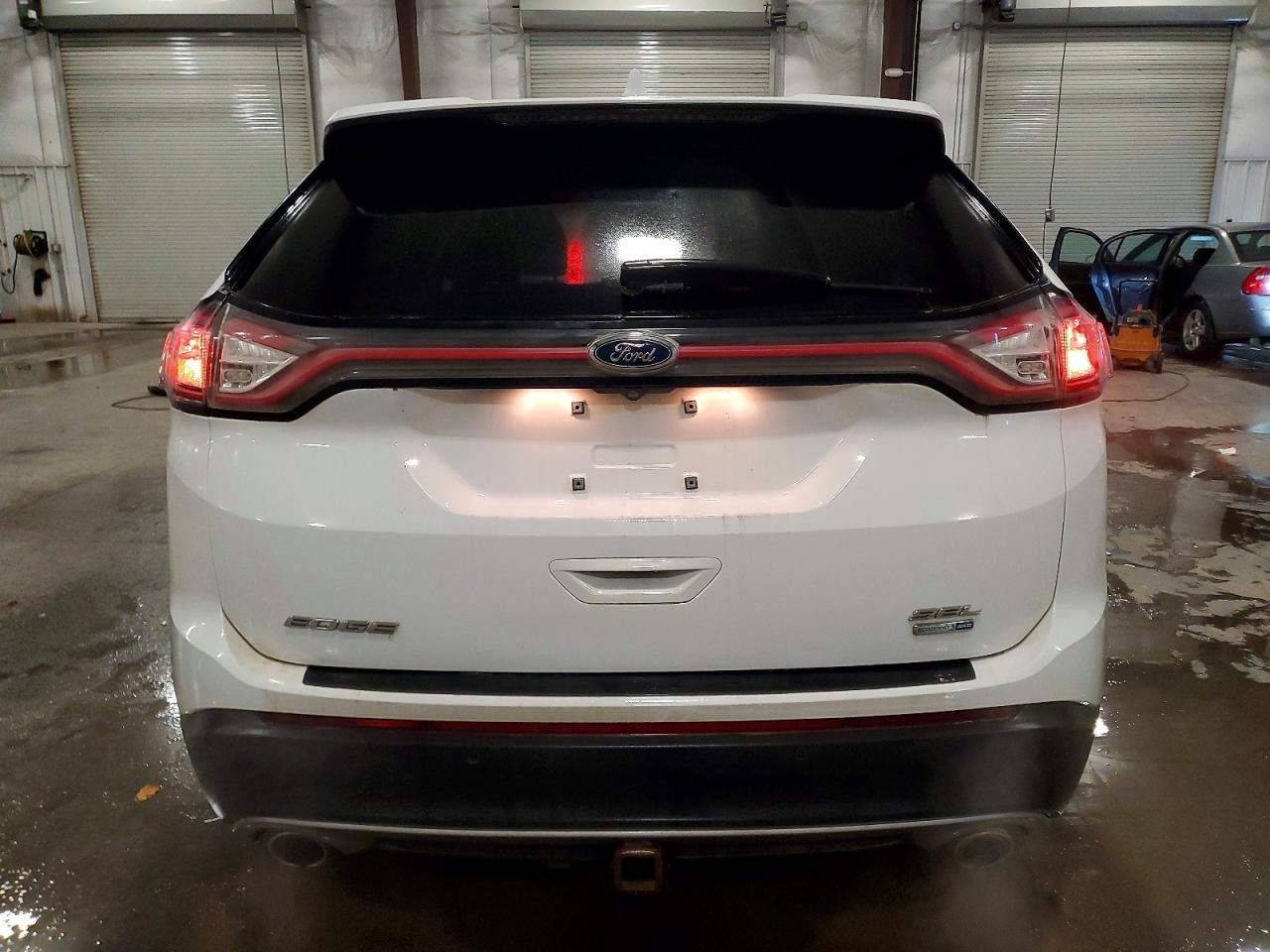 2017 FORD EDGE photo 11