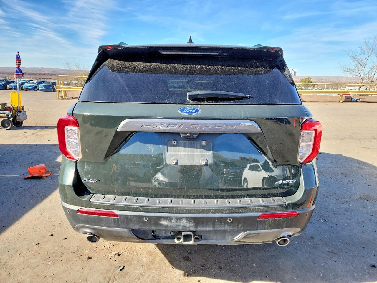 2023 FORD EXPLORER XLT photo 6