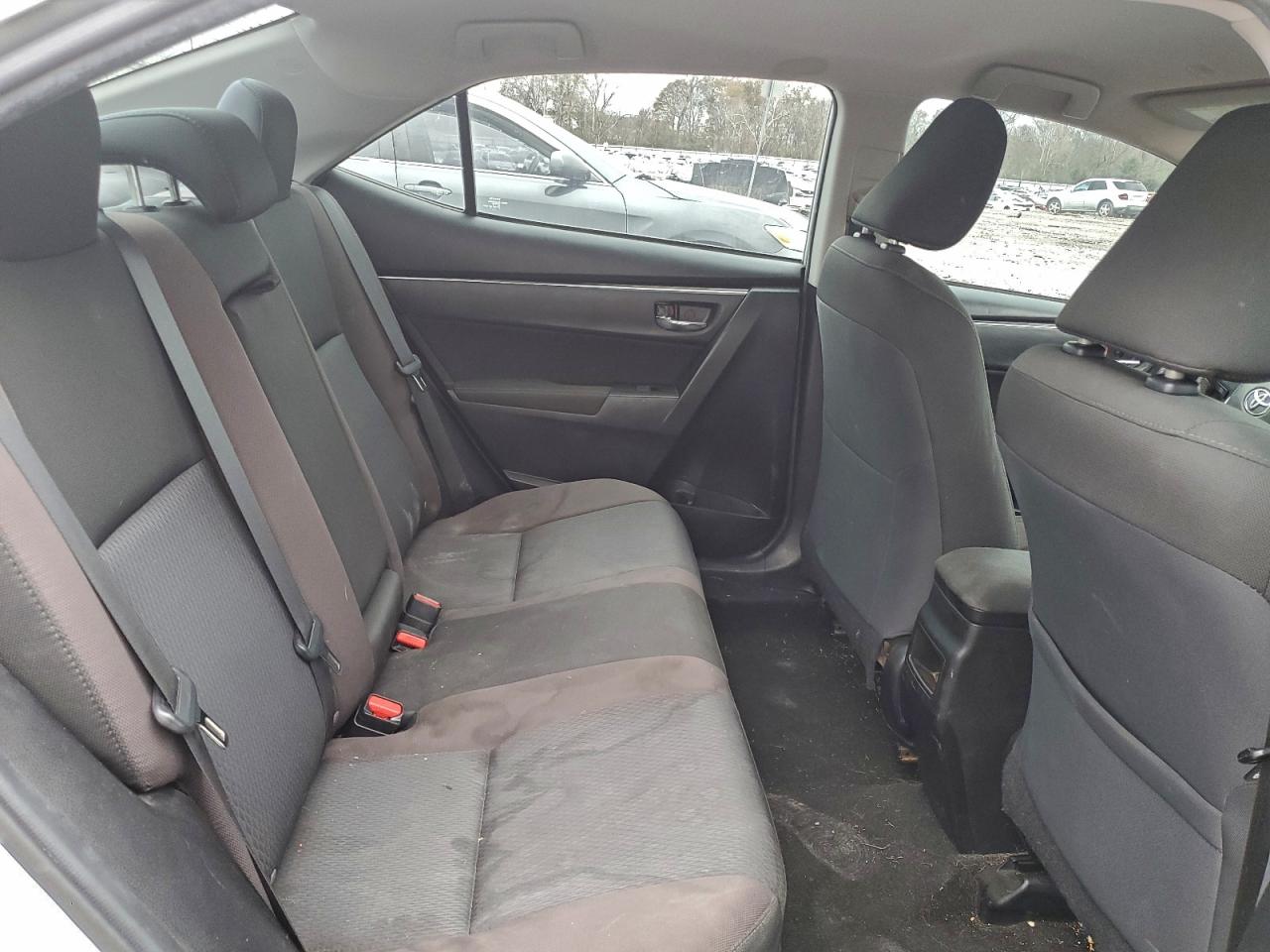 2019 TOYOTA COROLLA L photo 10
