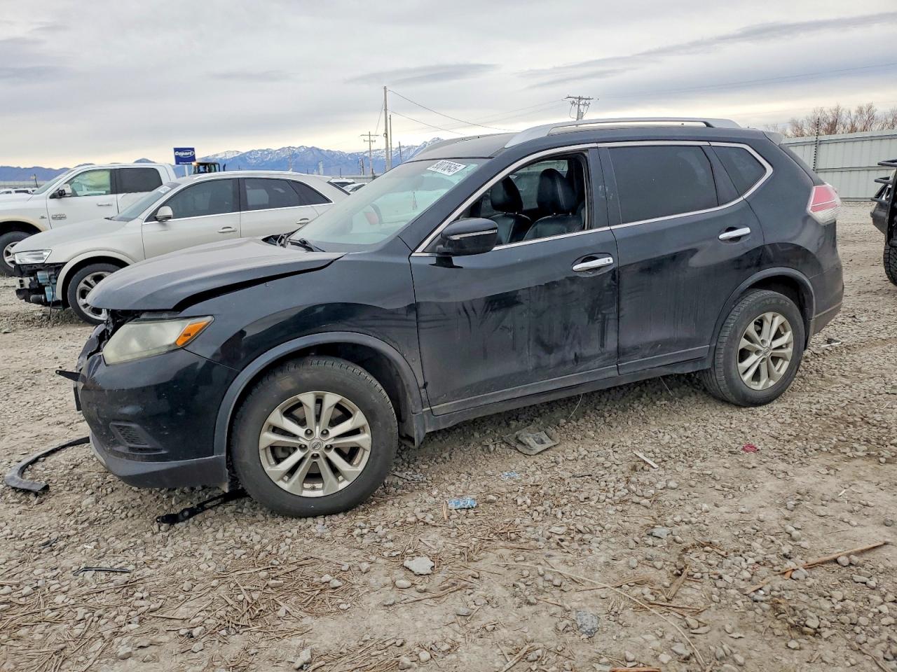 2014 NISSAN ROGUE S — FRONT END damage — photo 1