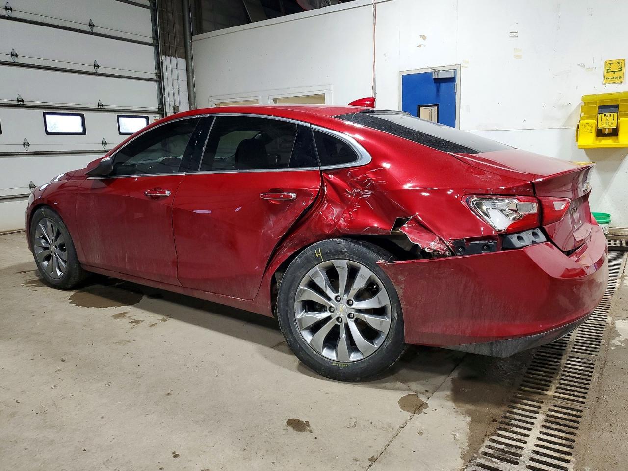 2016 CHEVROLET MALIBU PREMIER photo 2