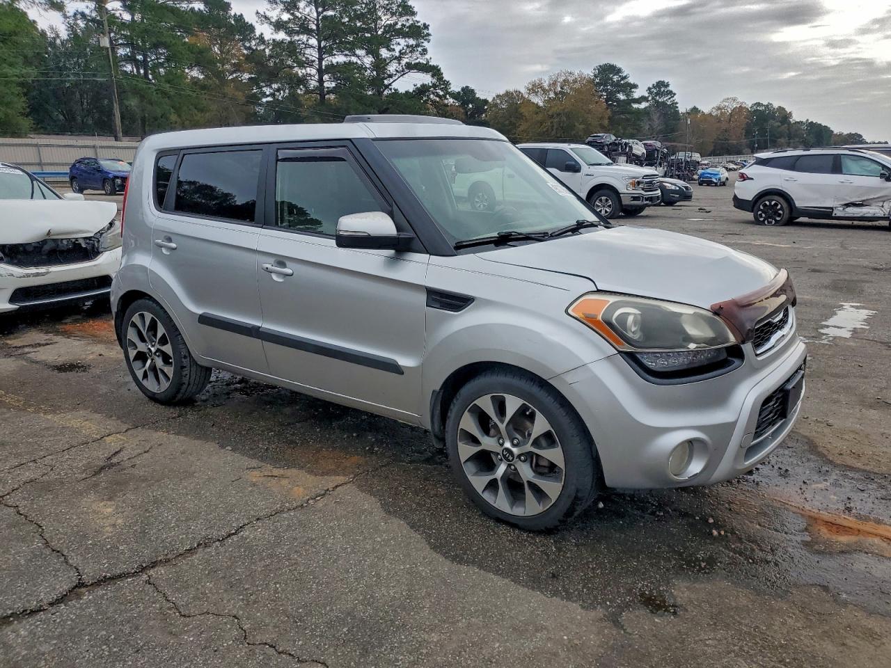 2012 KIA SOUL + photo 4