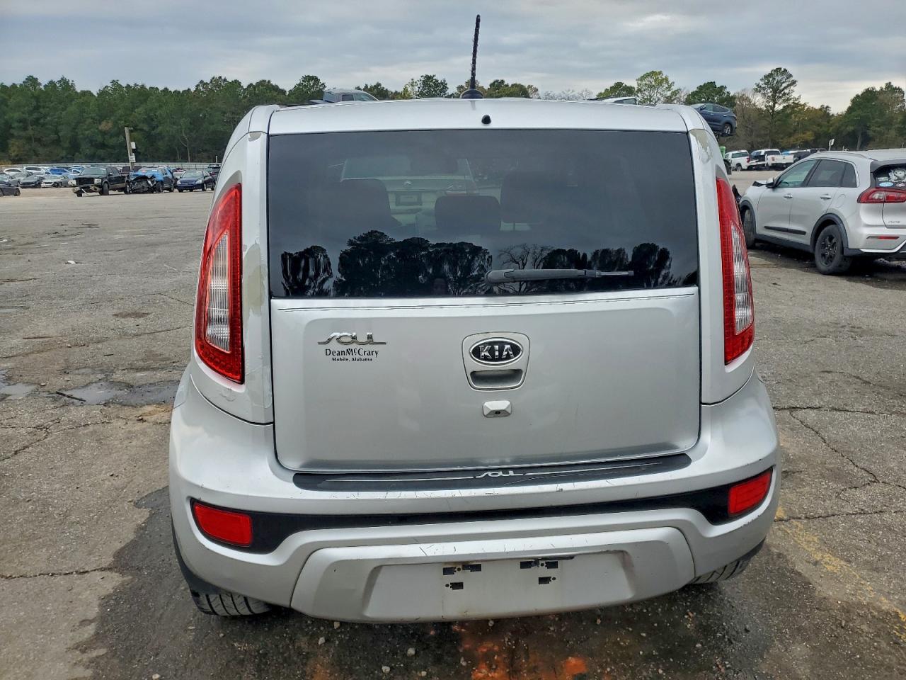 2012 KIA SOUL + photo 6