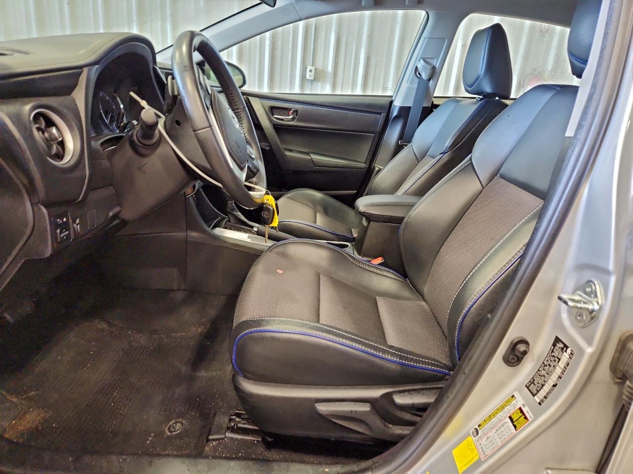 2017 TOYOTA COROLLA L photo 7