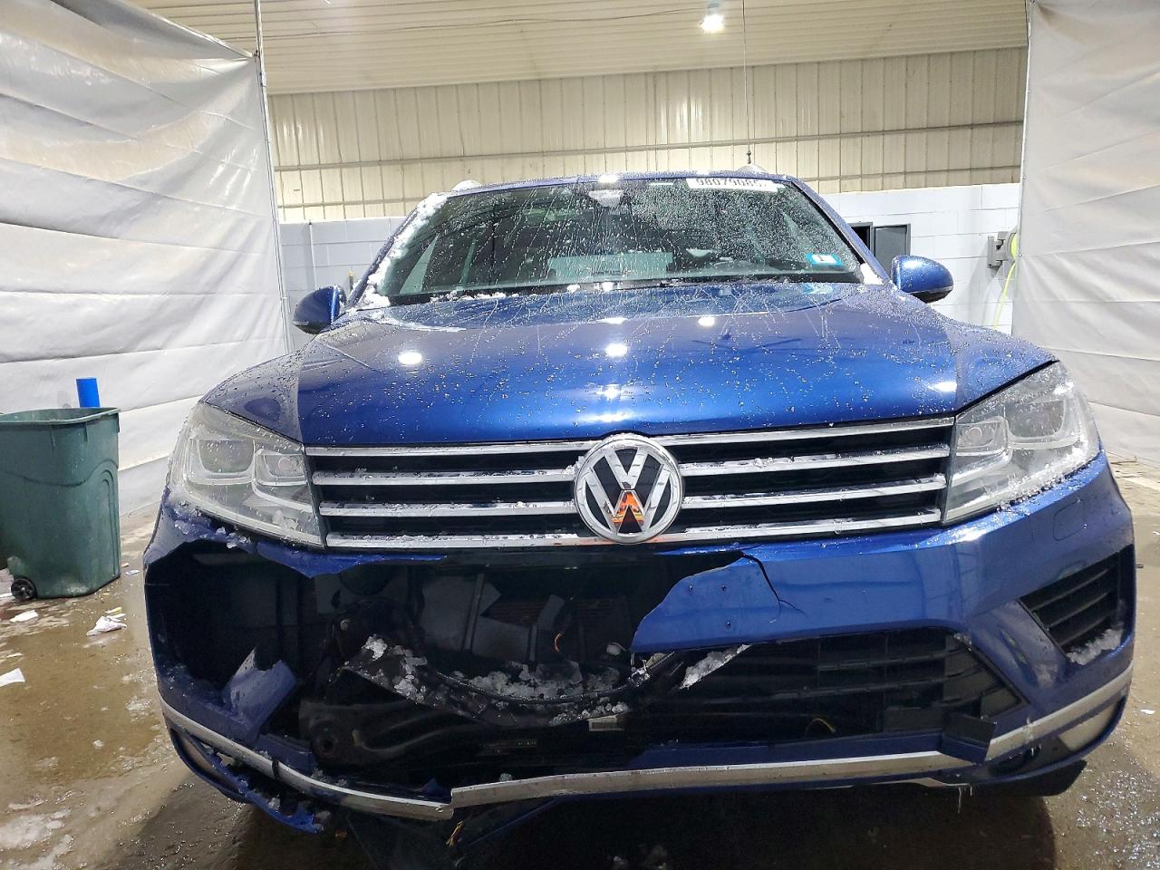 2017 VOLKSWAGEN TOUAREG WOLFSBURG photo 9