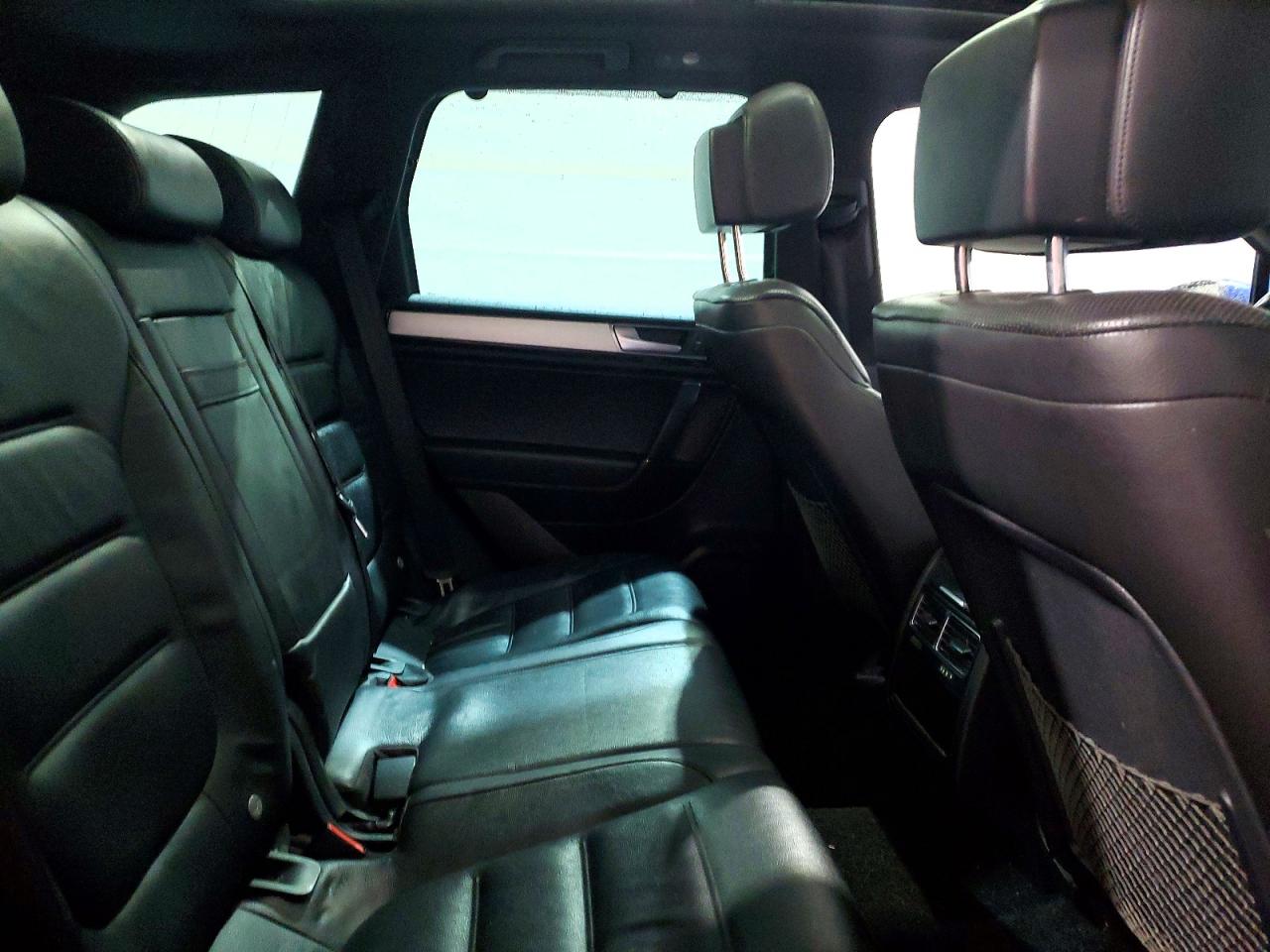 2017 VOLKSWAGEN TOUAREG WOLFSBURG photo 21