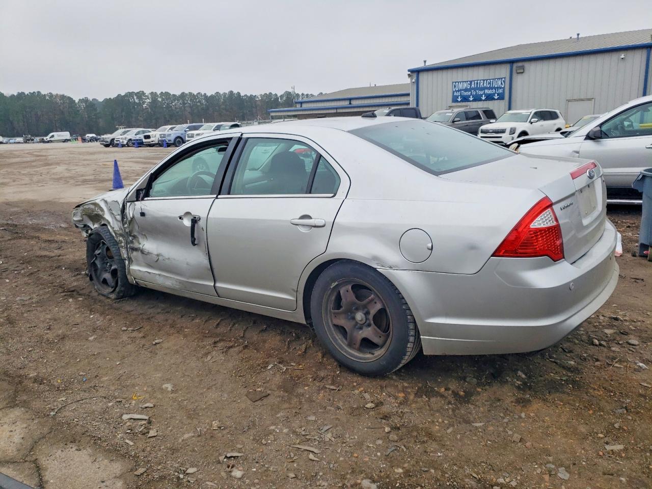 2011 FORD FUSION SE photo 2