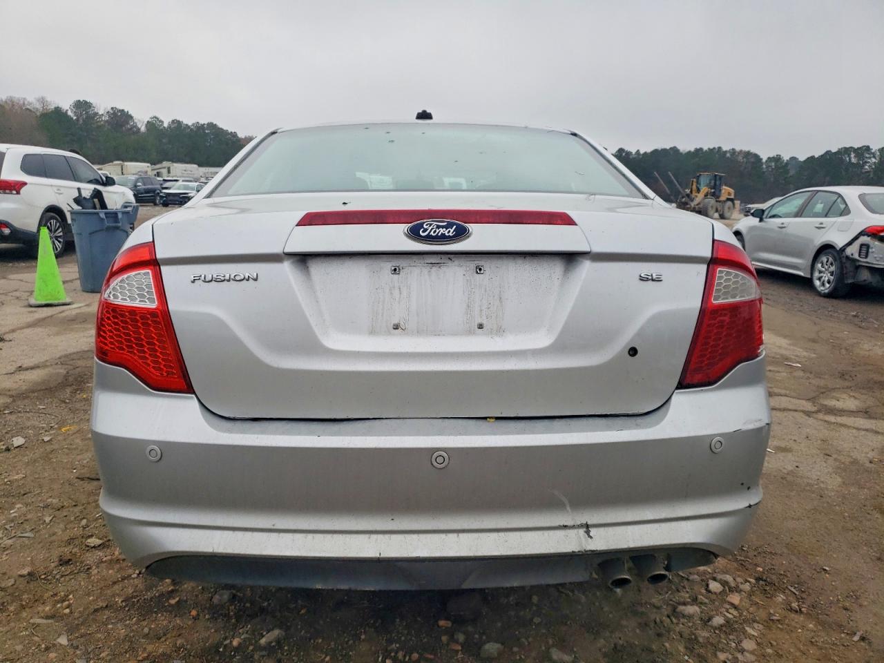 2011 FORD FUSION SE photo 6