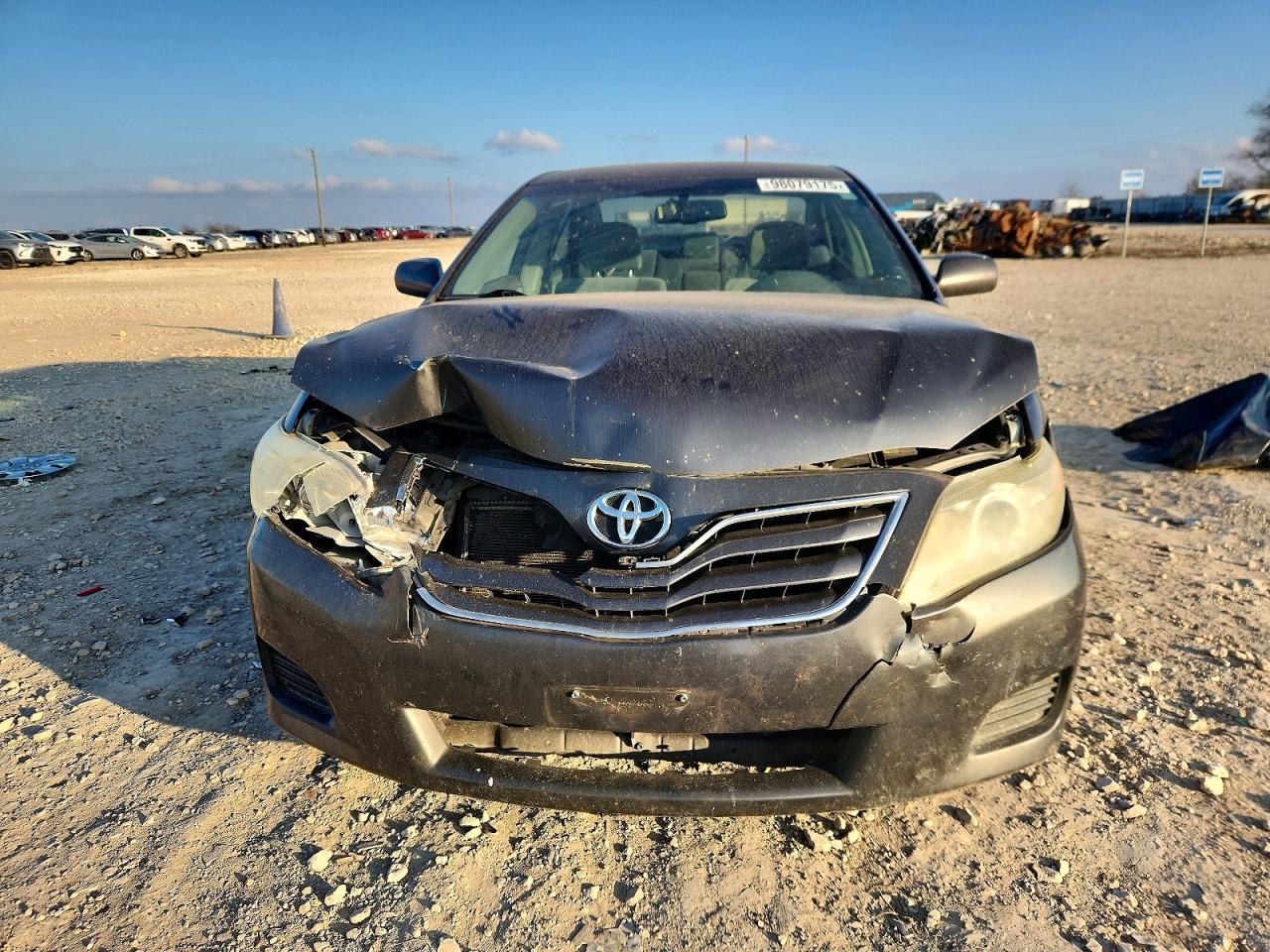 2010 TOYOTA CAMRY BASE photo 5