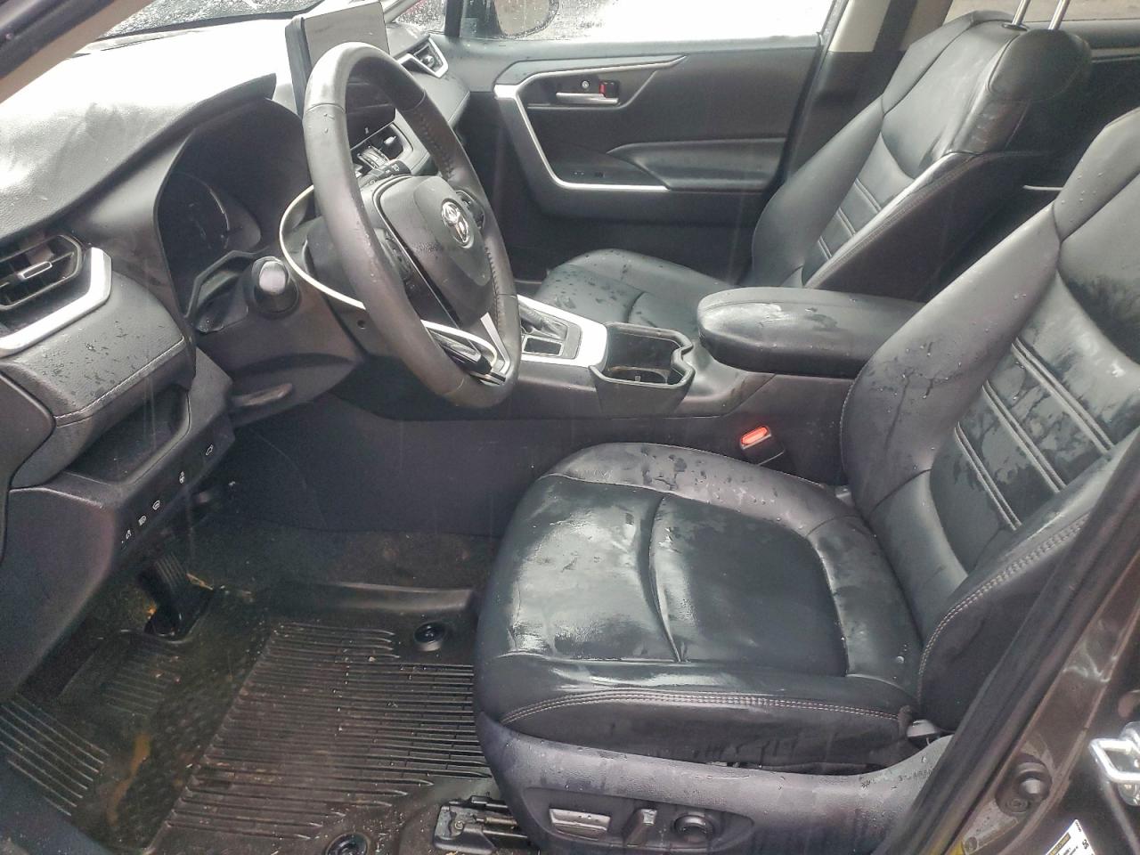 2024 TOYOTA RAV4 XLE PREMIUM photo 7