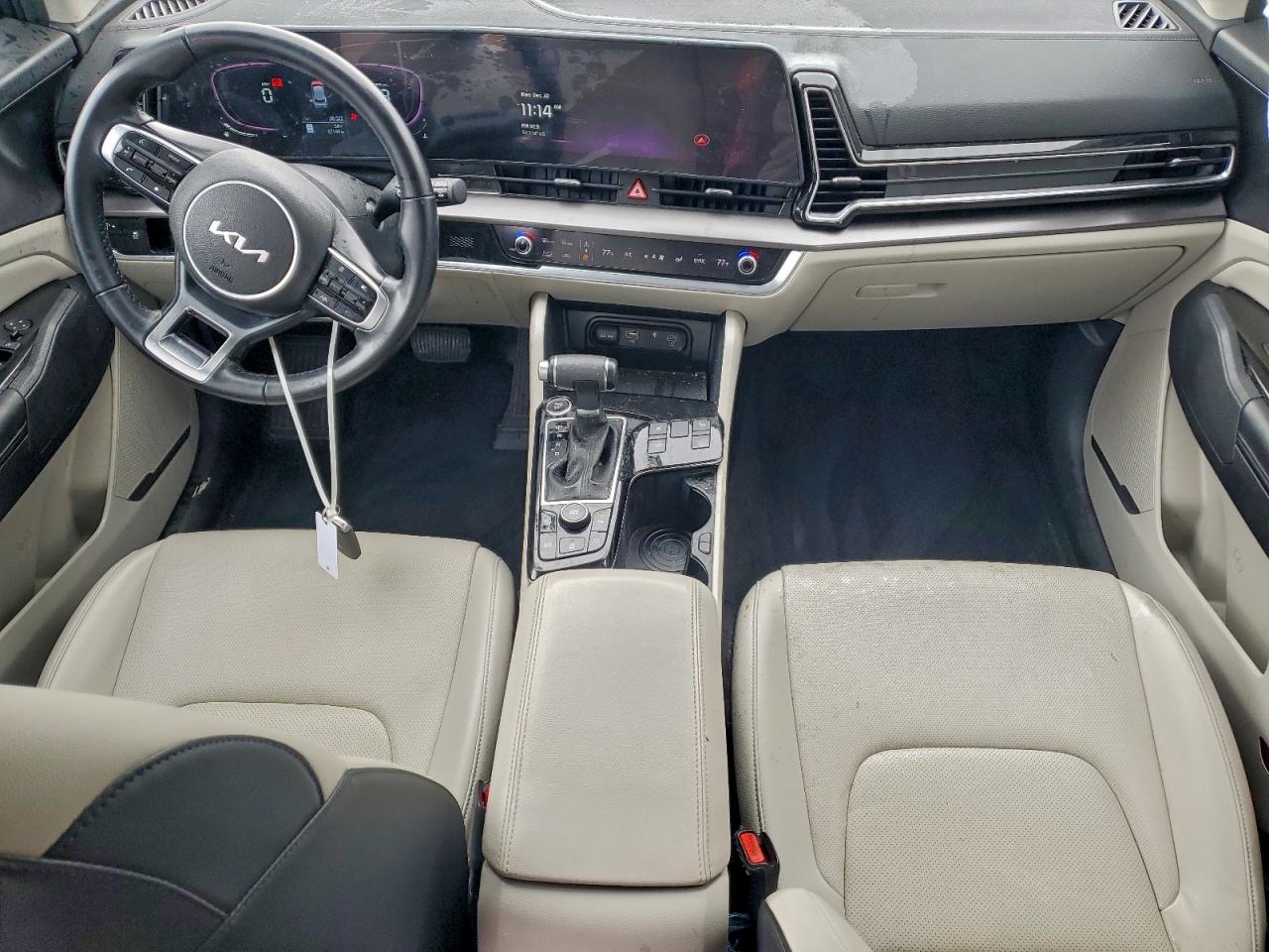 2023 KIA SPORTAGE EX photo 8