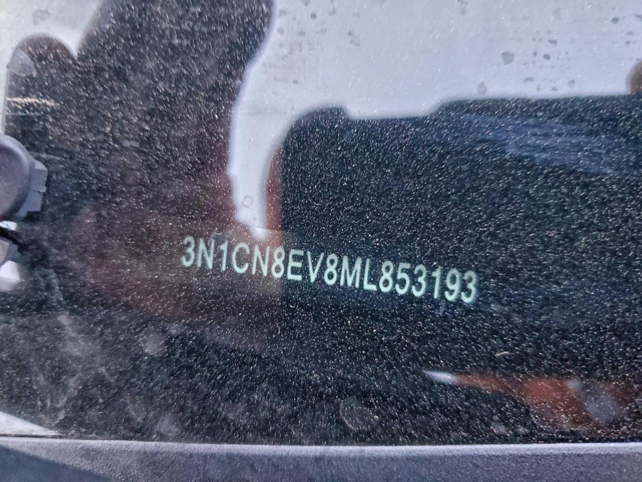 2021 NISSAN VERSA SV photo 12