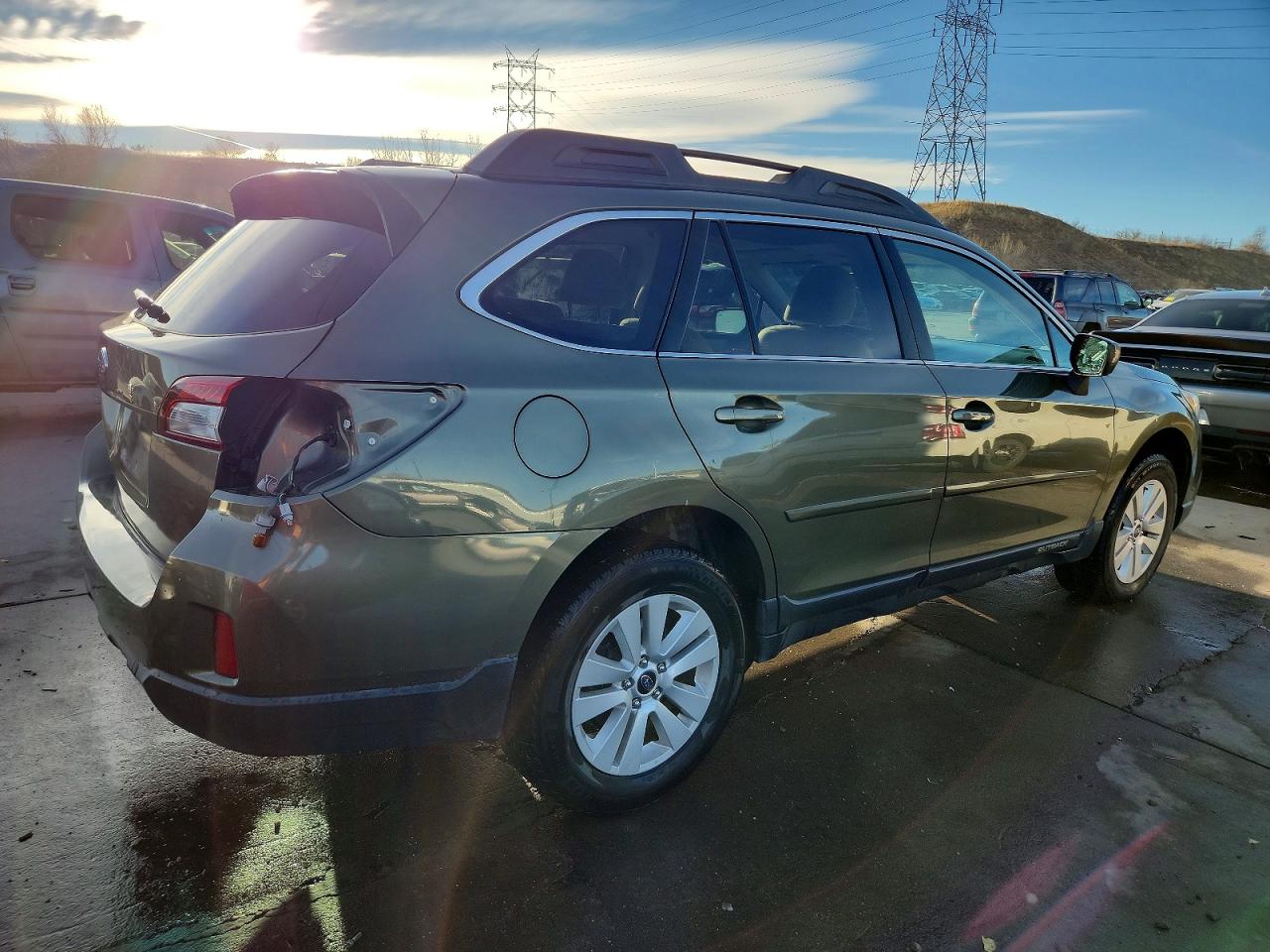 2015 SUBARU OUTBACK 2.5I PREMIUM photo 3