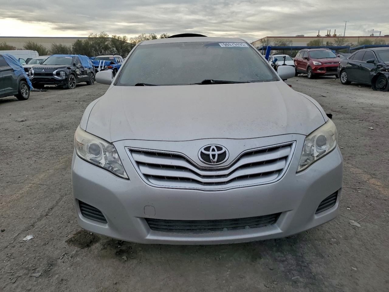 2010 TOYOTA CAMRY BASE photo 5