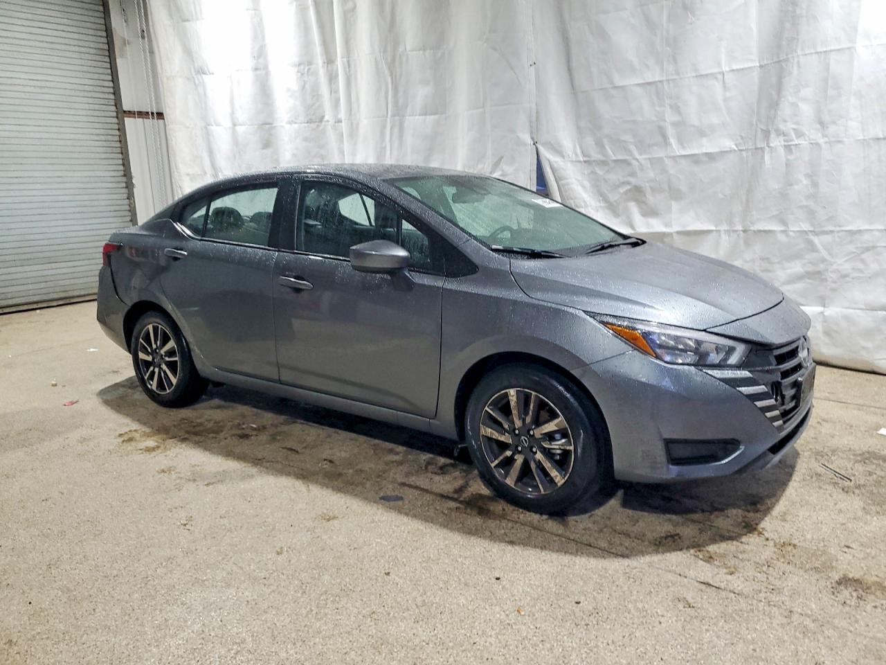 2025 NISSAN VERSA SV photo 4
