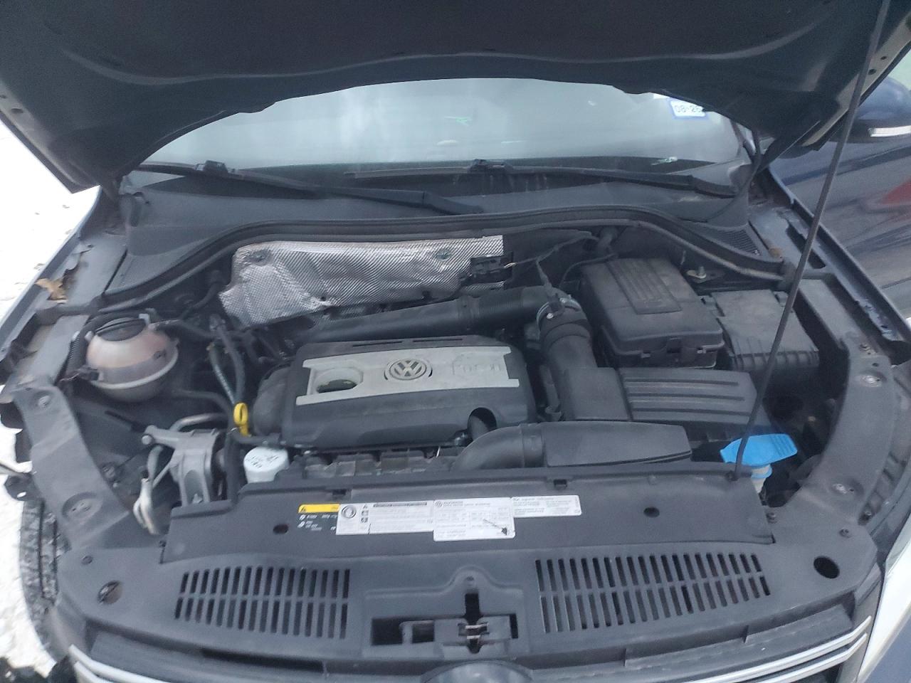 2016 VOLKSWAGEN TIGUAN S photo 23
