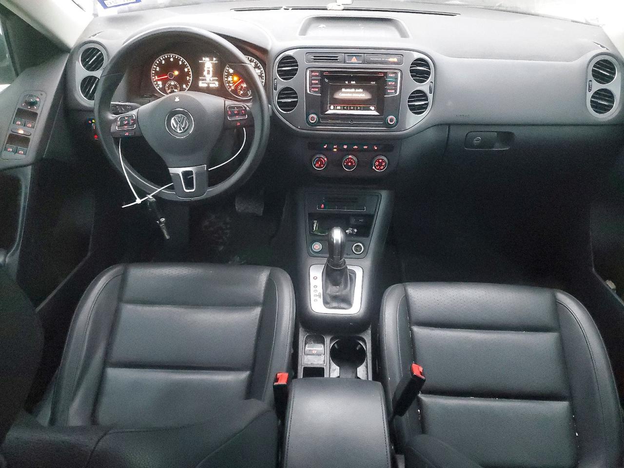 2016 VOLKSWAGEN TIGUAN S photo 15