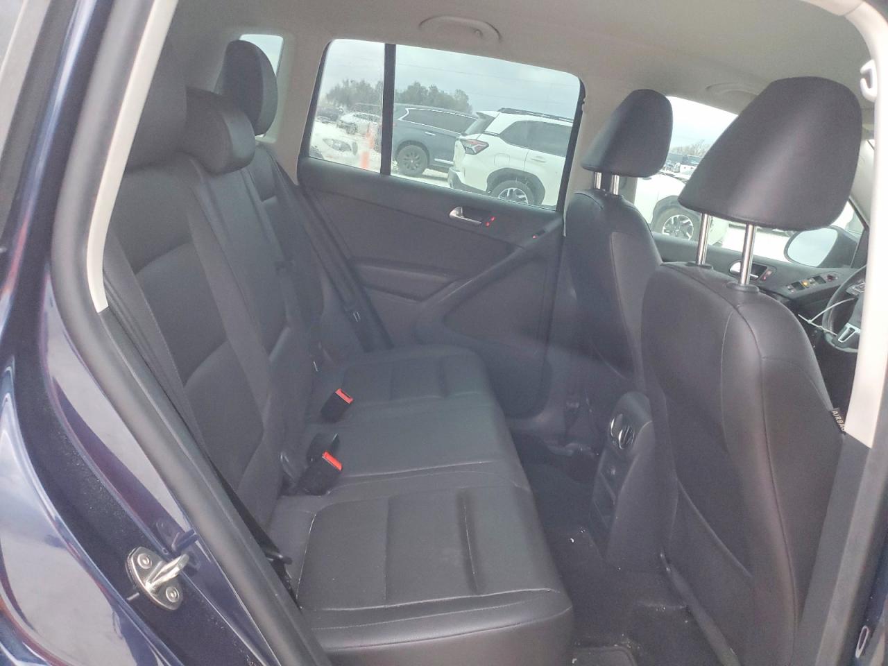 2016 VOLKSWAGEN TIGUAN S photo 21