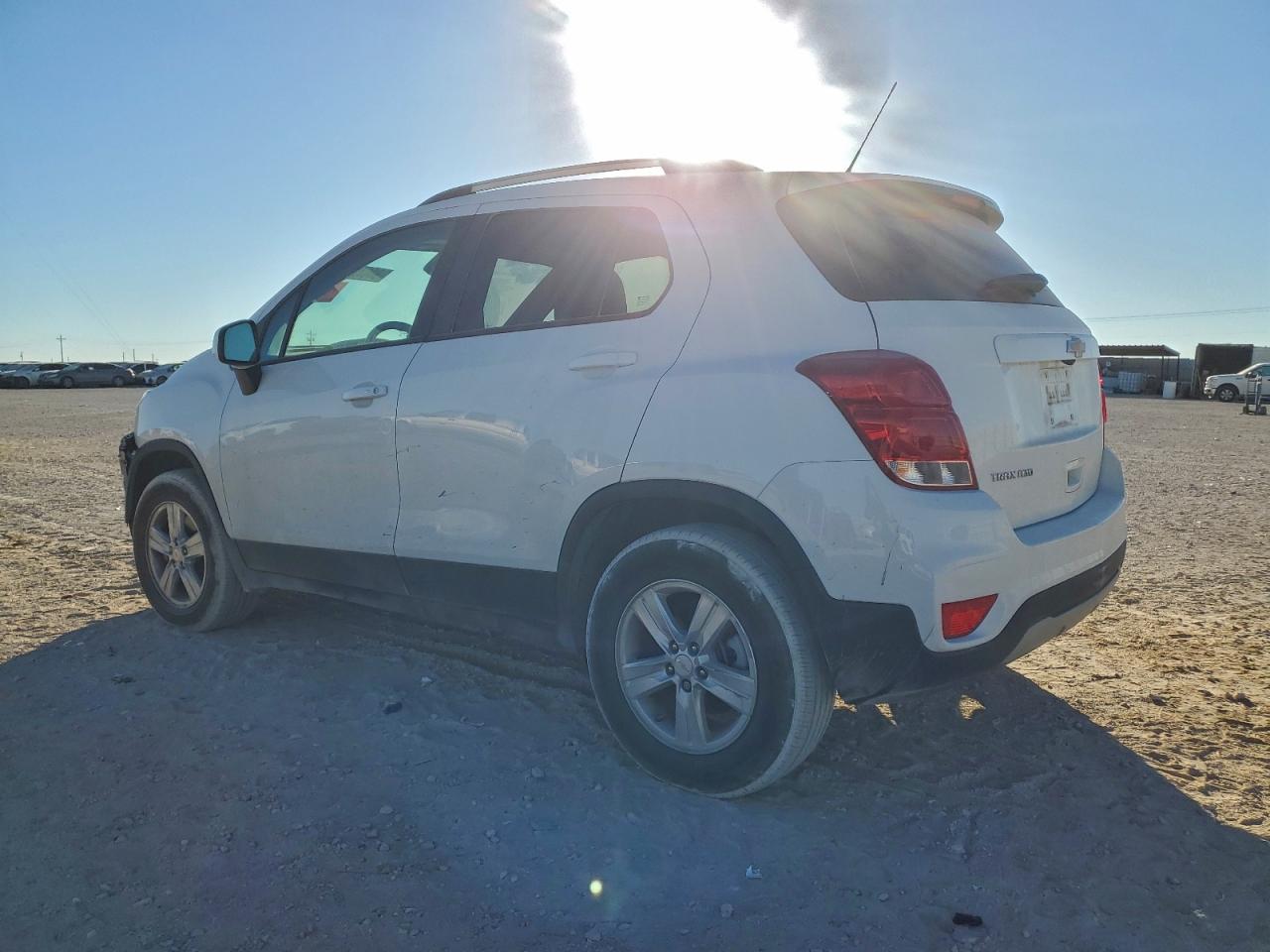 2022 CHEVROLET TRAX 1LT photo 3