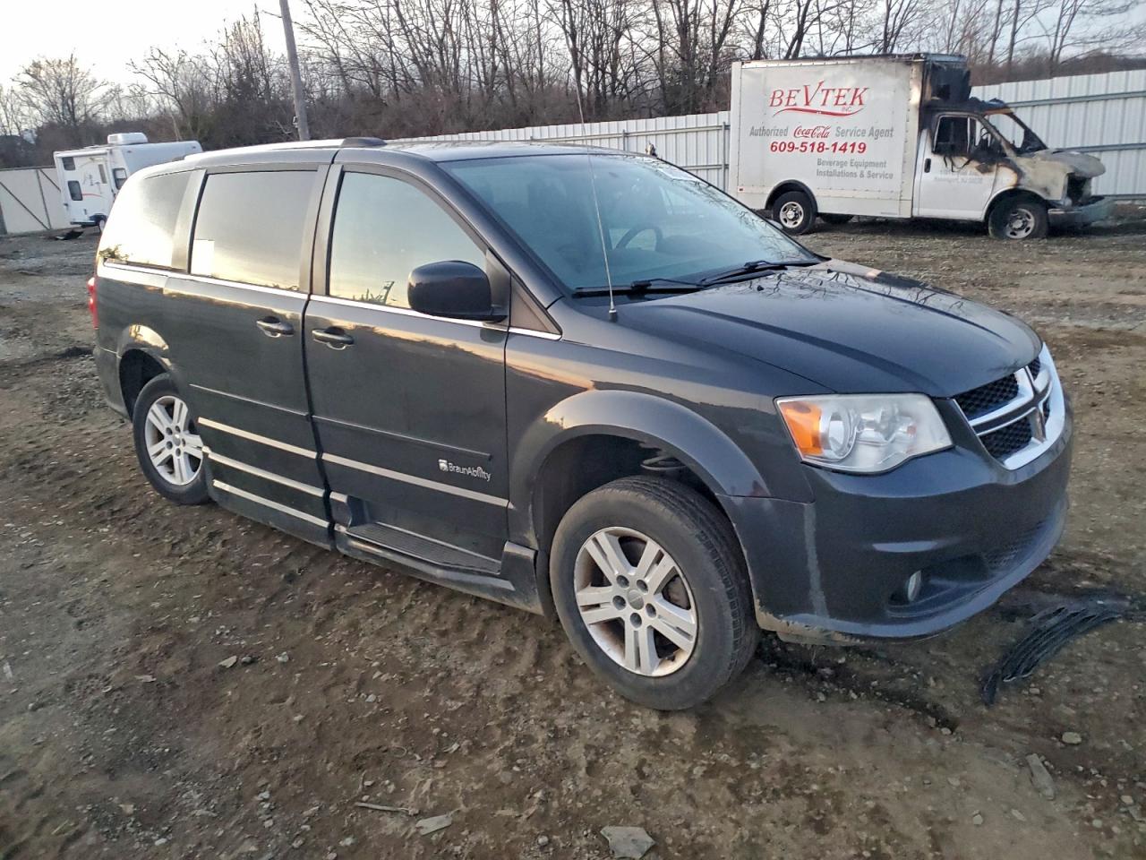 2012 DODGE GRAND CARAVAN CREW photo 4