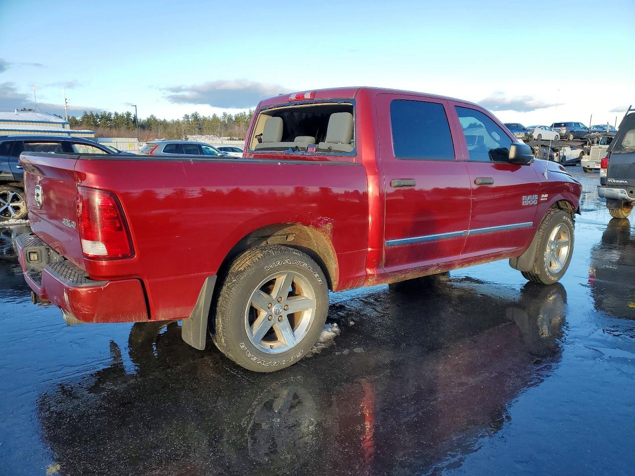 2013 RAM 1500 ST photo 3