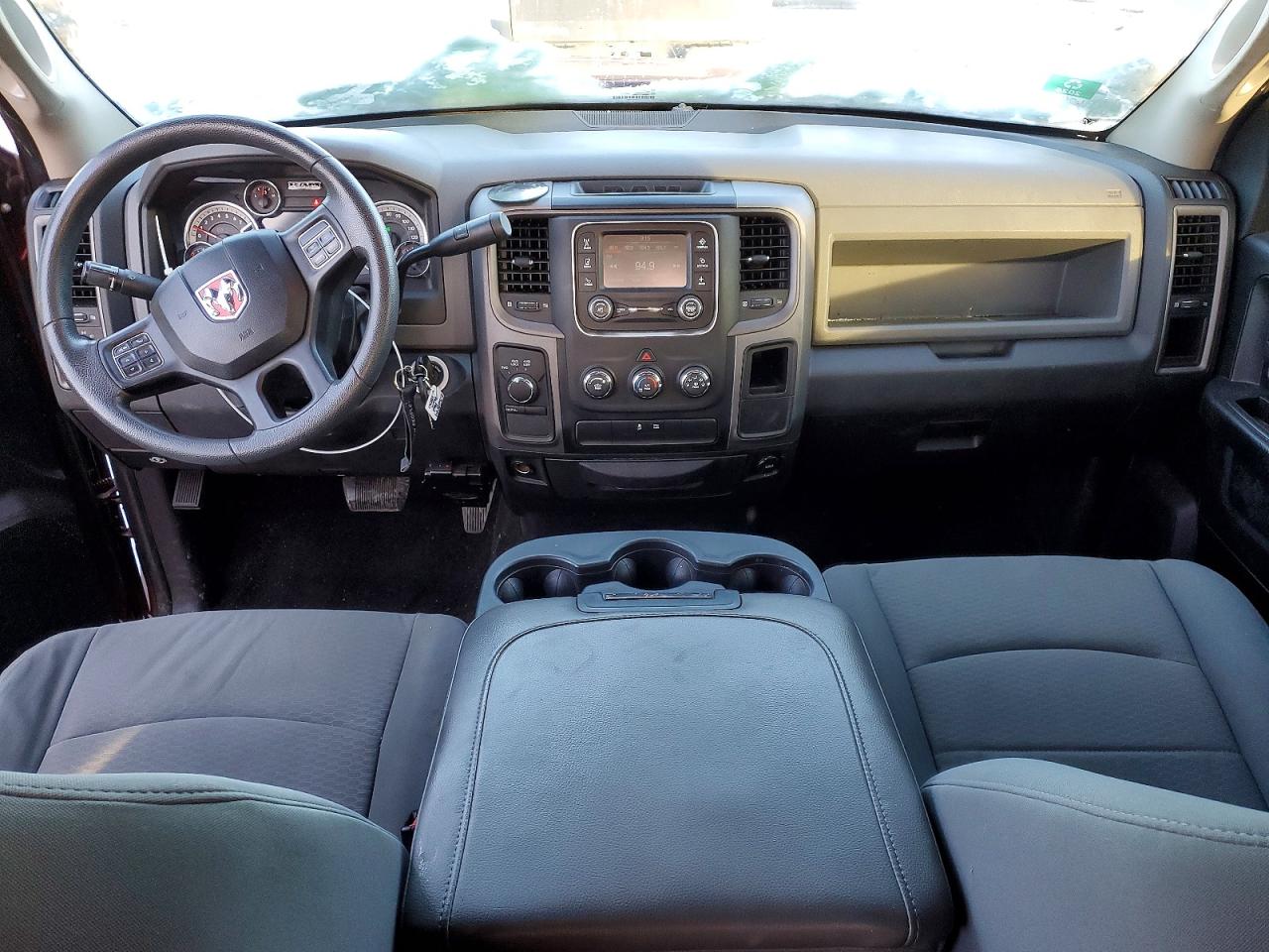 2013 RAM 1500 ST photo 8