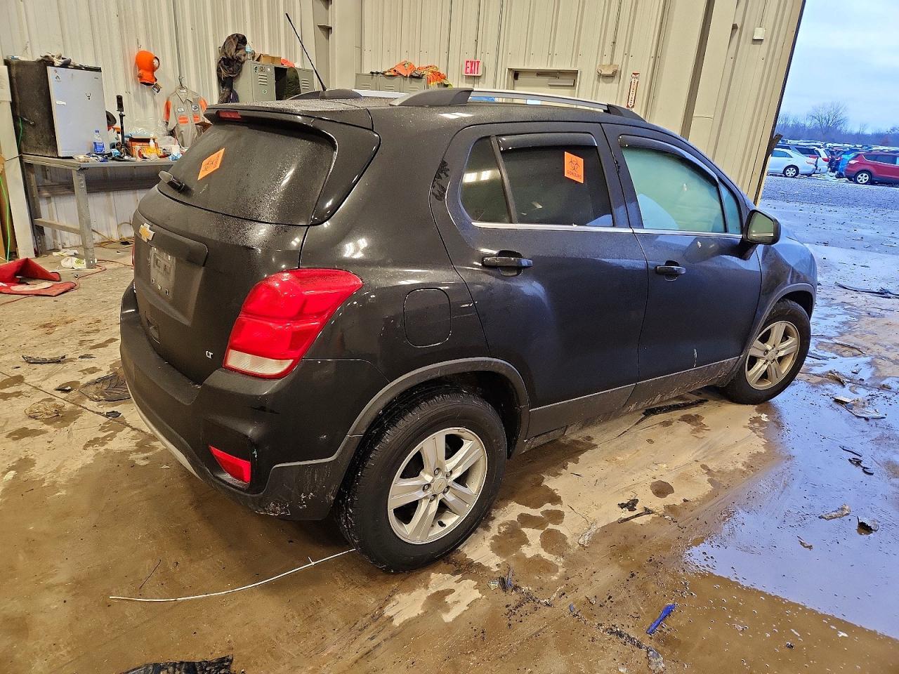 2020 CHEVROLET TRAX 1LT photo 3
