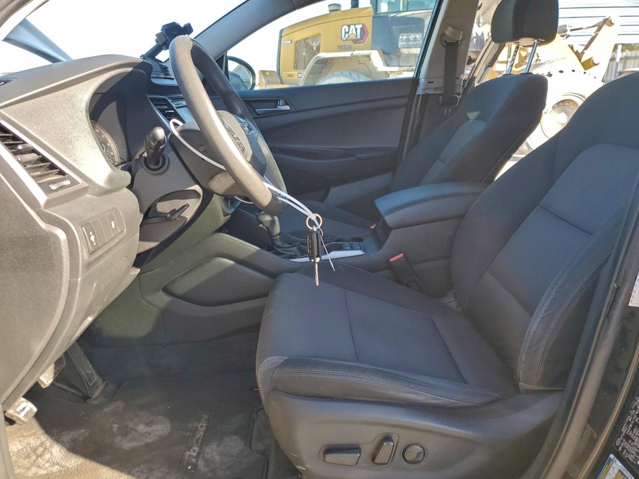 2017 HYUNDAI TUCSON photo 25
