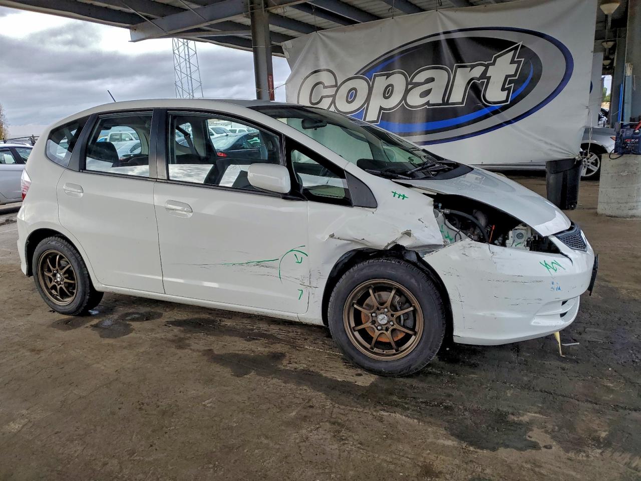 2013 HONDA FIT photo 7