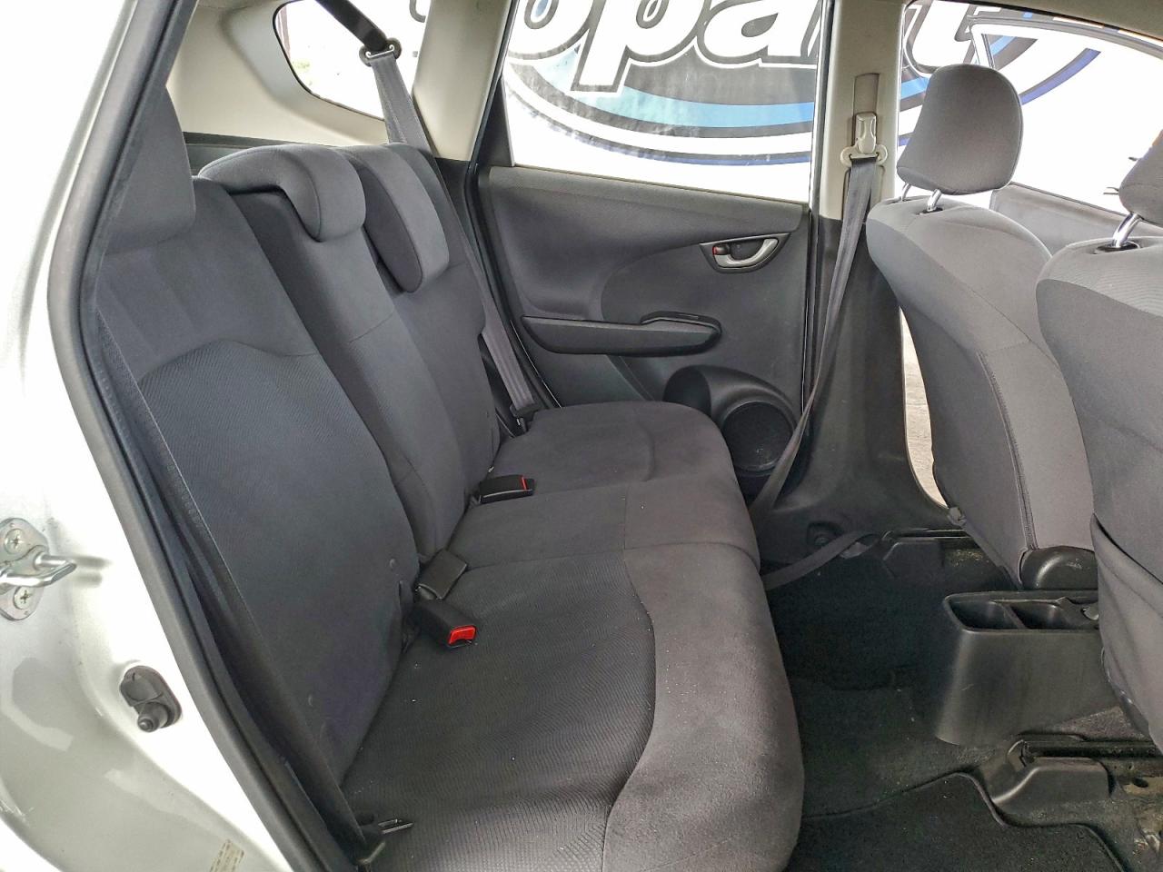 2013 HONDA FIT photo 19