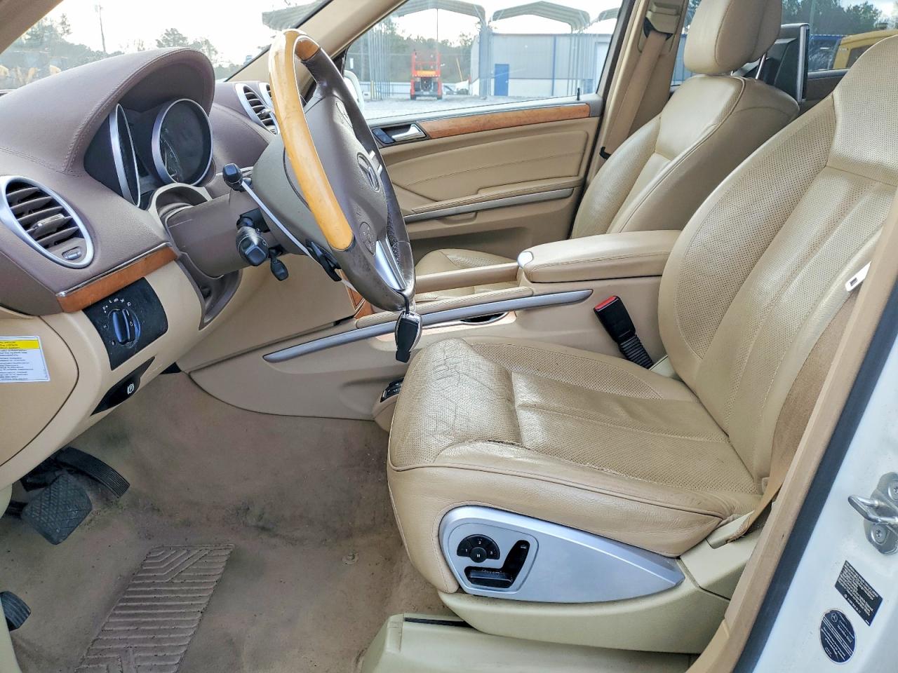 2010 MERCEDES-BENZ GL 550 4MATIC photo 7