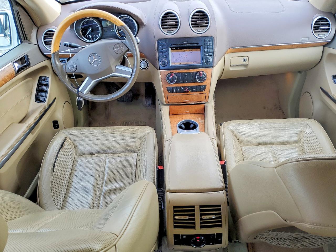 2010 MERCEDES-BENZ GL 550 4MATIC photo 8