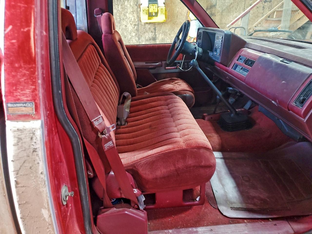 1990 CHEVROLET GMT-400 K1500 photo 10