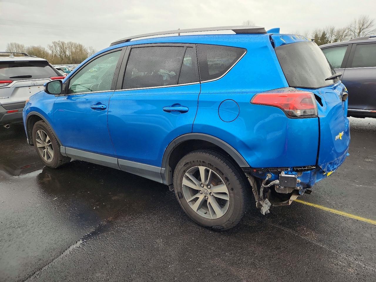 2018 TOYOTA RAV4 ADVENTURE photo 2