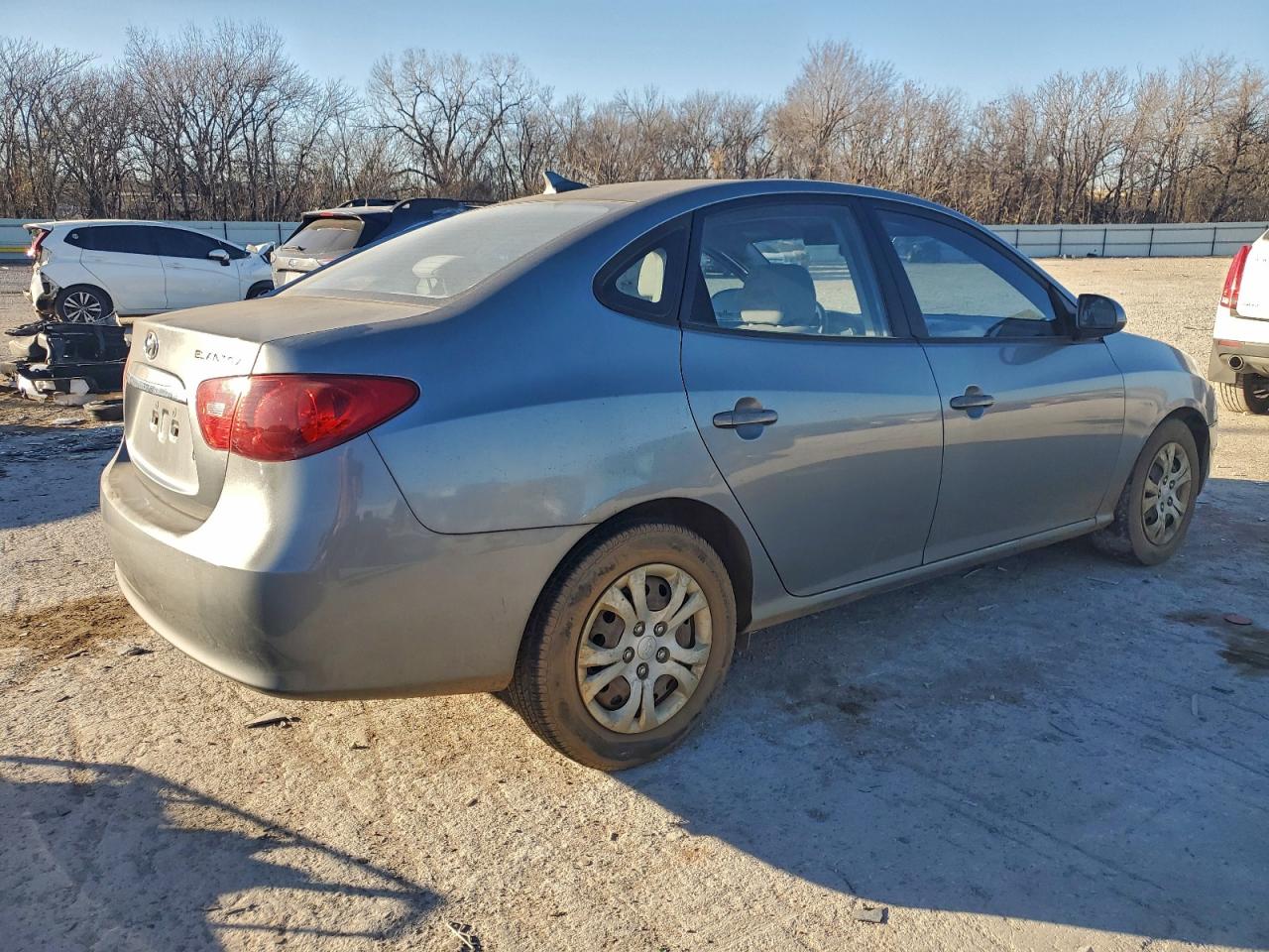 2010 HYUNDAI ELANTRA BLUE photo 3