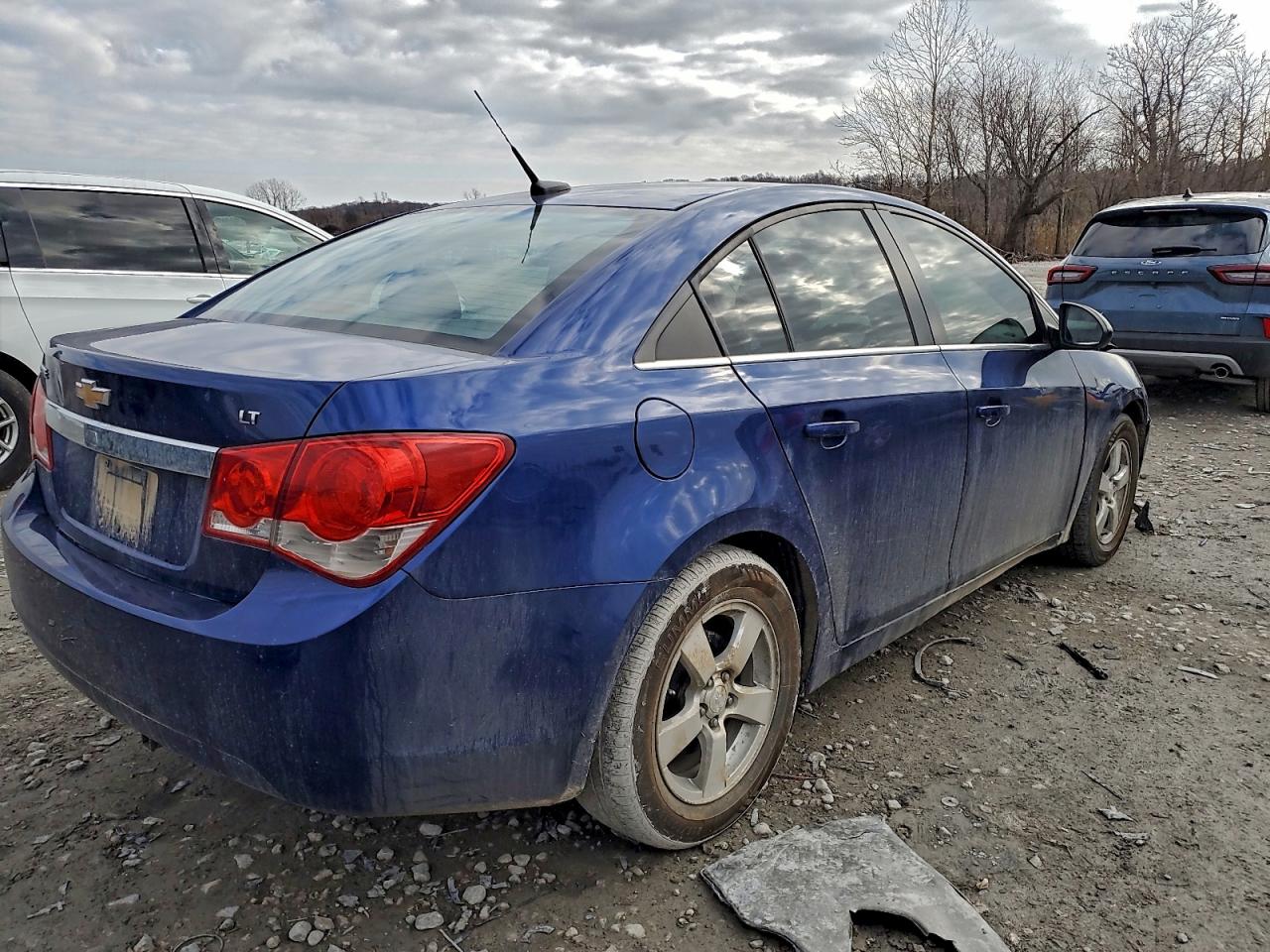 2013 CHEVROLET CRUZE LT photo 3