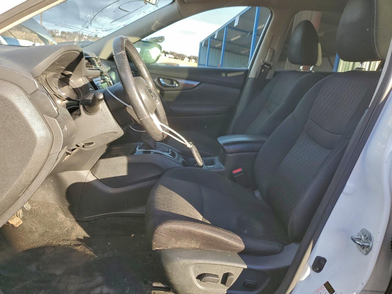 2018 NISSAN ROGUE S photo 13