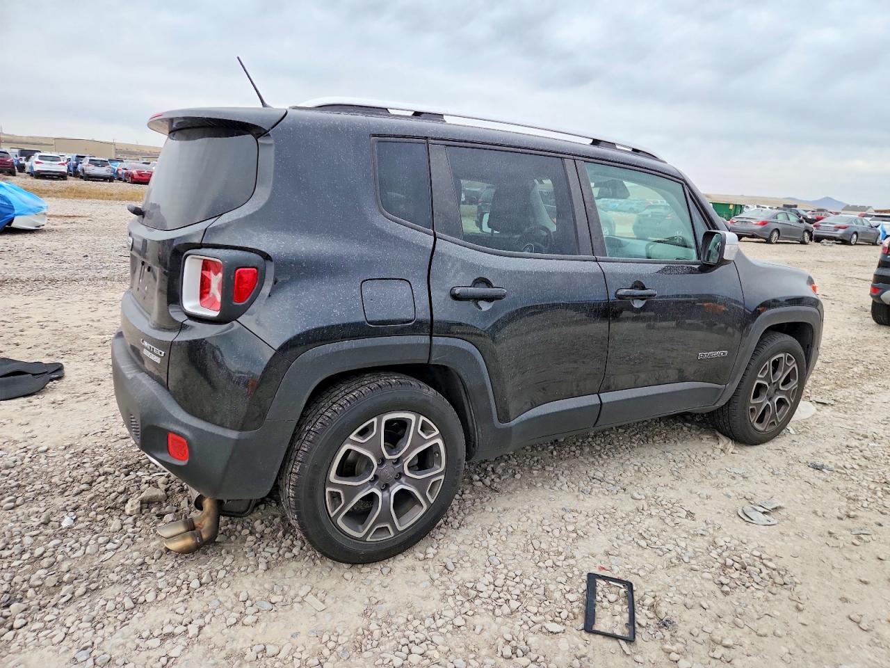 2015 JEEP RENEGADE LIMITED photo 5