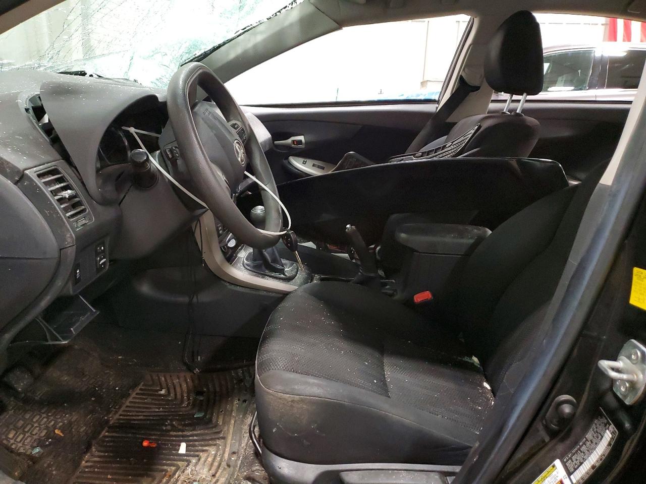 2011 TOYOTA COROLLA BASE photo 13