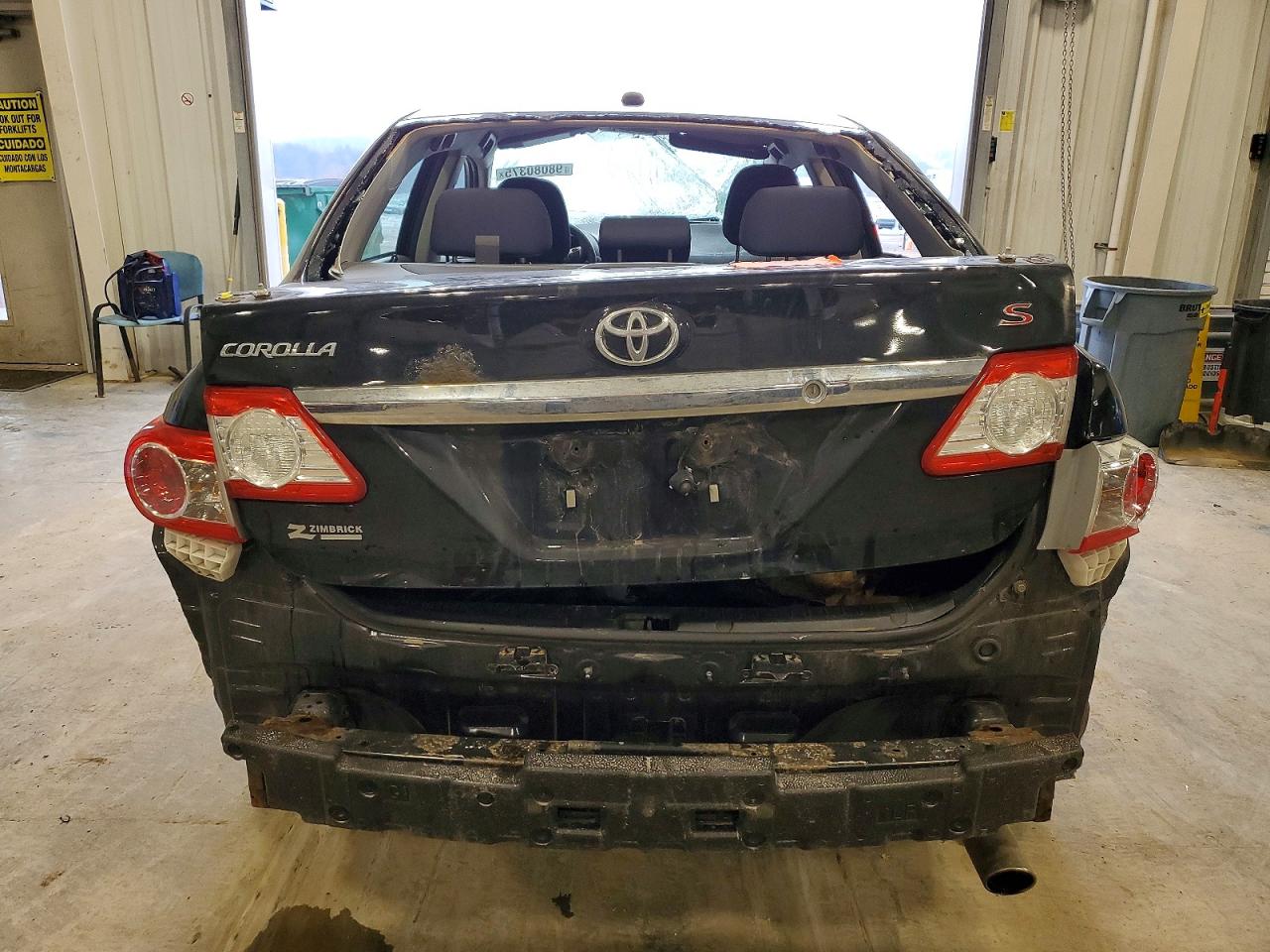 2011 TOYOTA COROLLA BASE photo 11
