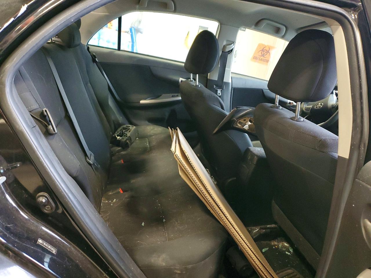 2011 TOYOTA COROLLA BASE photo 19